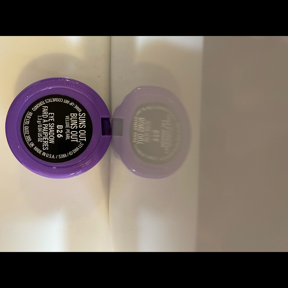 Trolls MAC Makeup - Picture 3 of 3
